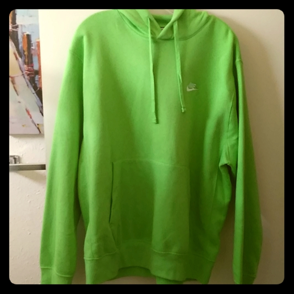 NIKE Standard fit Green hoodie Sz L